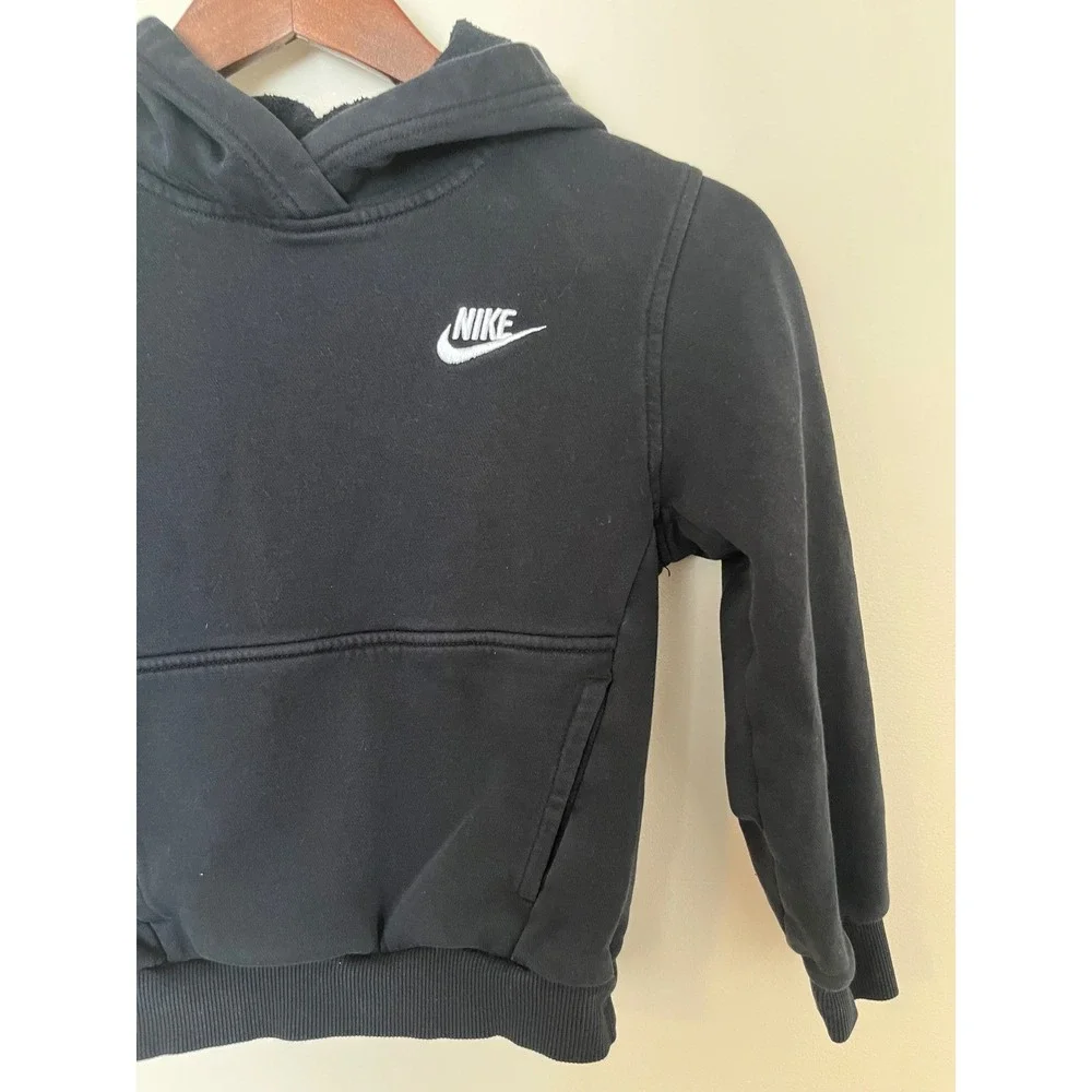 NIKE Kids Black Pullover Hoodie Sweatshirt Everyday Logo‎ | Youth Small
